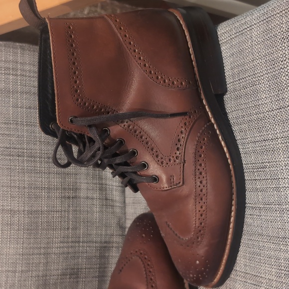 Chocolate Brown Wingtip Dress Boots Thursday 9W - Picture 3 of 7